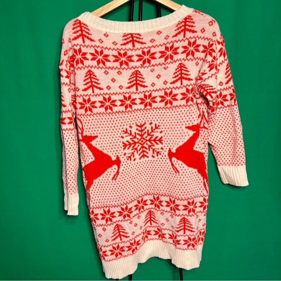 Sweater-Dress with Deer Ornament two third Sleeve Bright Comfy - Picture 7 of 9